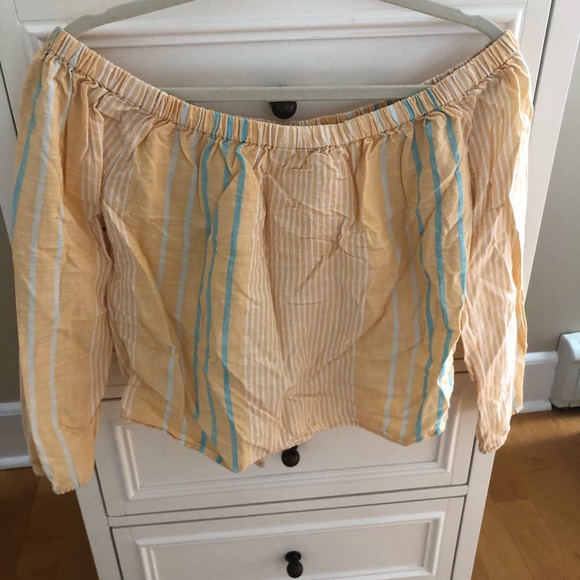 Off the Shoulder Yellow Roxy Striped Shirt - Picture 3 of 3